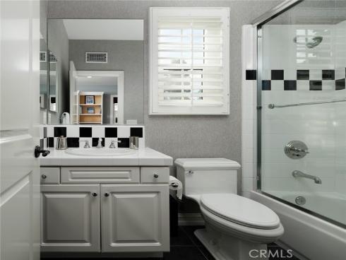 9 Boardwalk , Newport Beach, CA