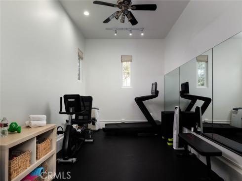 9 Boardwalk , Newport Beach, CA