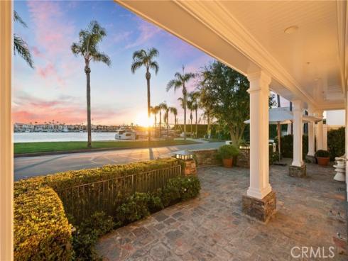 2411  Bayshore  , Newport Beach, CA