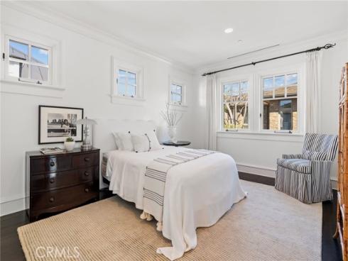 2411  Bayshore  , Newport Beach, CA