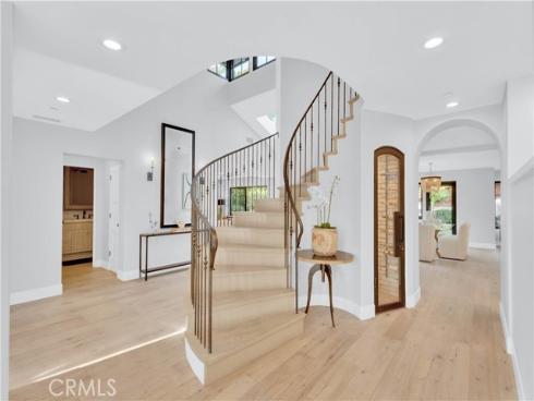 1807 Newport Hills Dr , Newport Beach, CA