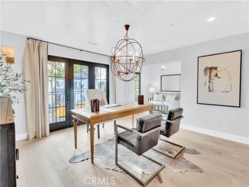 1807 Newport Hills Dr , Newport Beach, CA