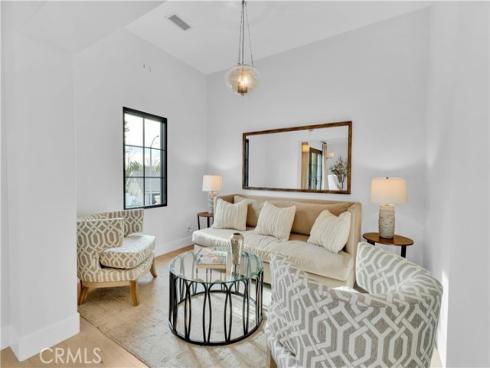 1807 Newport Hills Dr , Newport Beach, CA