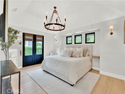 1807 Newport Hills Dr , Newport Beach, CA