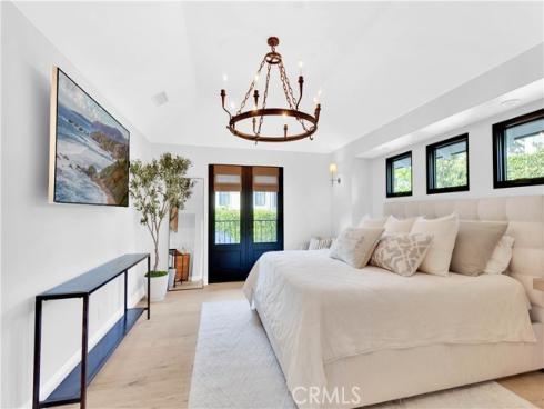 1807 Newport Hills Dr , Newport Beach, CA