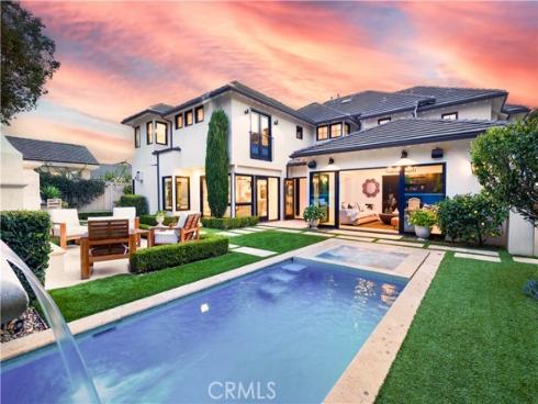 1807 Newport Hills Dr , Newport Beach, CA