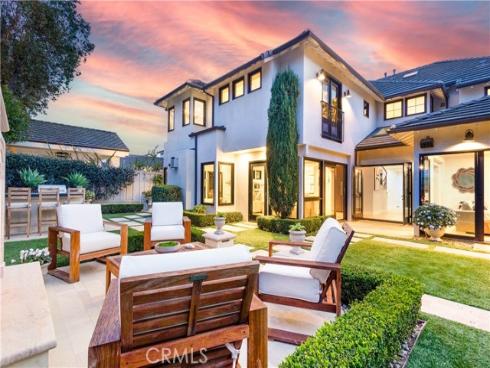 1807 Newport Hills Dr , Newport Beach, CA