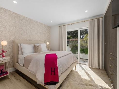 358  Vista Madera  , Newport Beach, CA