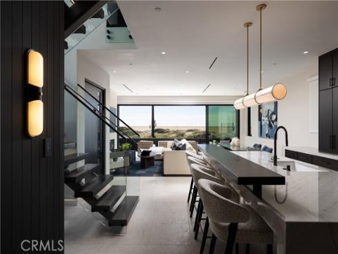 218 E Oceanfront  , Newport Beach, CA