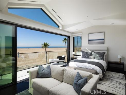 218 E Oceanfront  , Newport Beach, CA