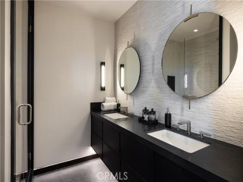 218 E Oceanfront  , Newport Beach, CA