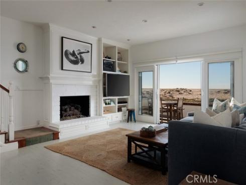 116 E Oceanfront  , Newport Beach, CA