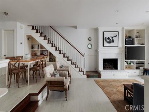 116 E Oceanfront  , Newport Beach, CA