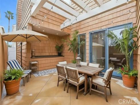 211 E Bay  , Newport Beach, CA