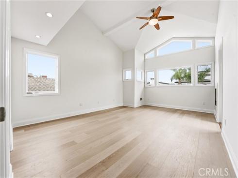 211 E Bay  , Newport Beach, CA