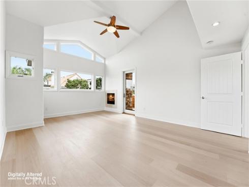 211 E Bay  , Newport Beach, CA