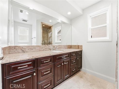 211 E Bay  , Newport Beach, CA