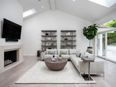 11  Greenbriar  , Newport Beach, CA