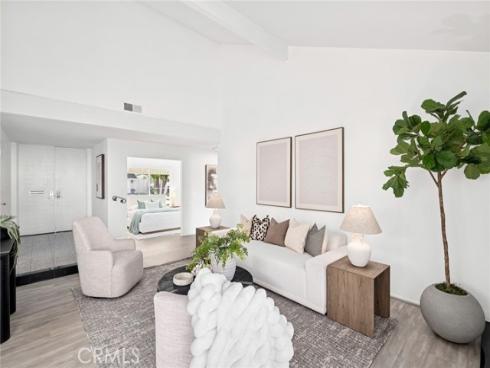 2030  Port Weybridge  , Newport Beach, CA