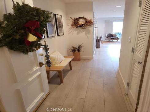 200  Mcneil  211  Lane, Newport Beach, CA