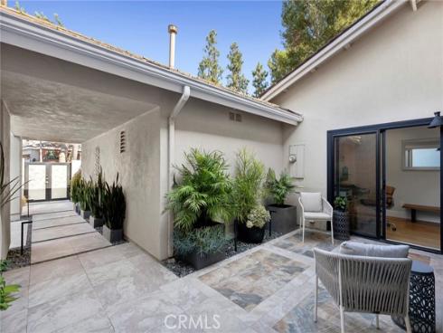 3  Rue Cannes  , Newport Beach, CA