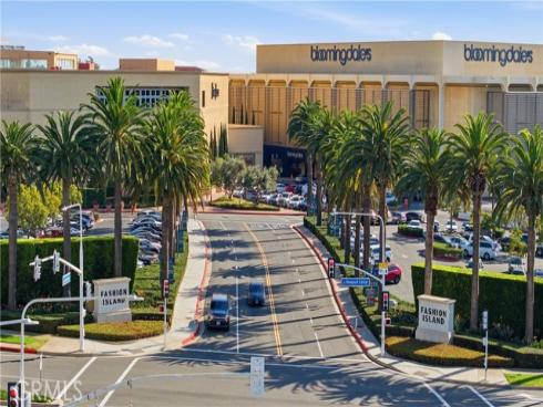 3  Rue Cannes  , Newport Beach, CA