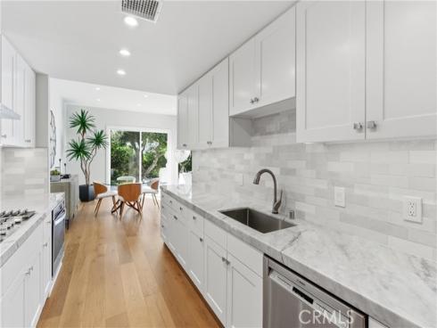 3  Rue Cannes  , Newport Beach, CA