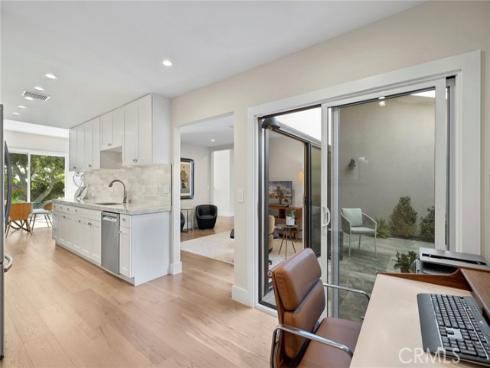 3  Rue Cannes  , Newport Beach, CA