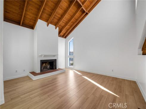 820 W Balboa   Boulevard, Newport Beach, CA