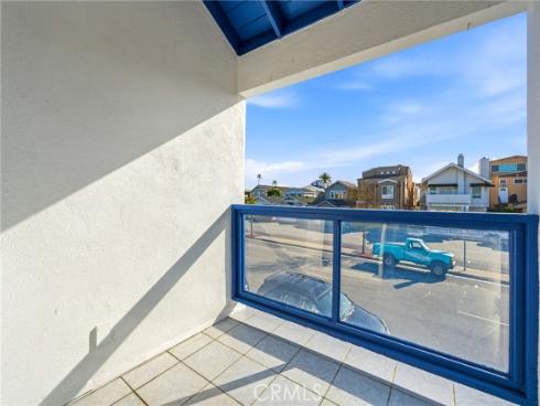 820 W Balboa   Boulevard, Newport Beach, CA