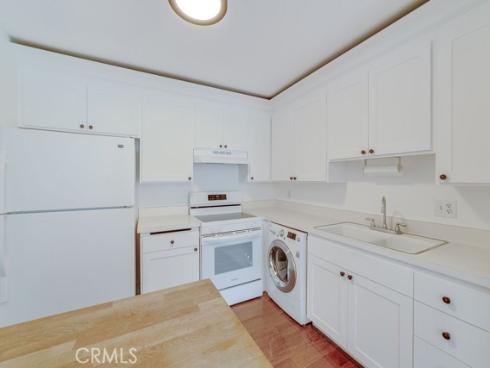 300  Cagney  208 , Newport Beach, CA