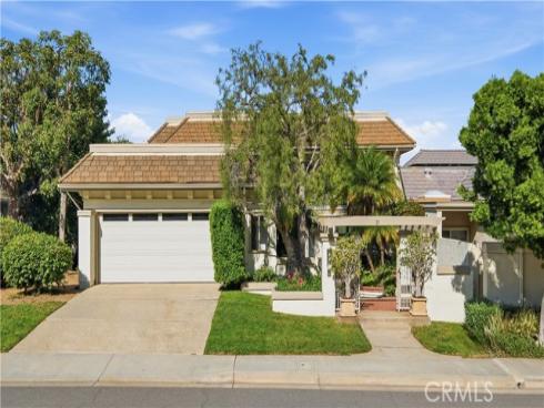 31  Saint Tropez  , Newport Beach, CA