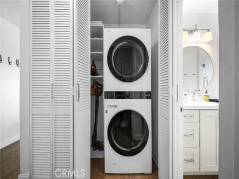 700 E Oceanfront  , Newport Beach, CA