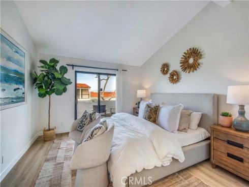 2952  Quedada  , Newport Beach, CA