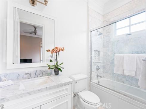 1941  Port Chelsea  , Newport Beach, CA