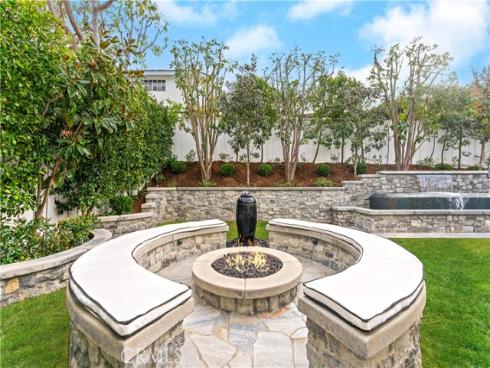 1941  Port Chelsea  , Newport Beach, CA