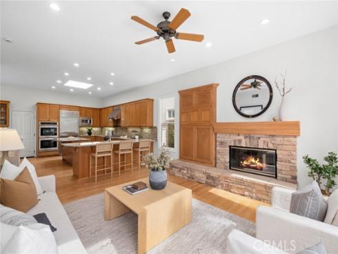 8  Westridge  , Newport Beach, CA