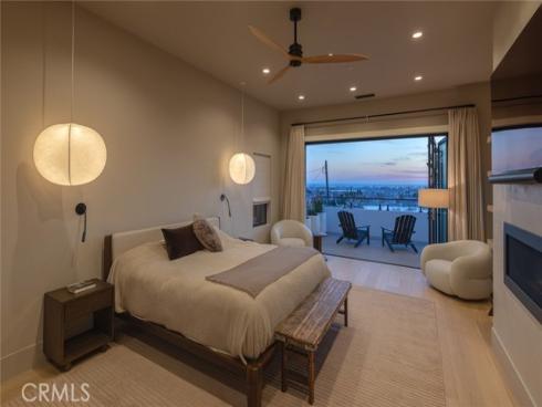 2212  Cliff   Drive, Newport Beach, CA