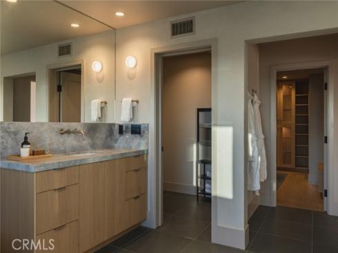 2212  Cliff   Drive, Newport Beach, CA