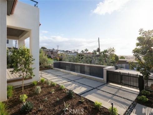 2212  Cliff   Drive, Newport Beach, CA