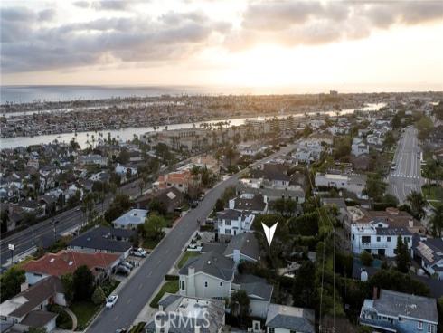 502  Kings Rd  , Newport Beach, CA