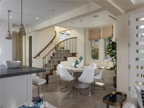 308  Grand Canal  , Newport Beach, CA