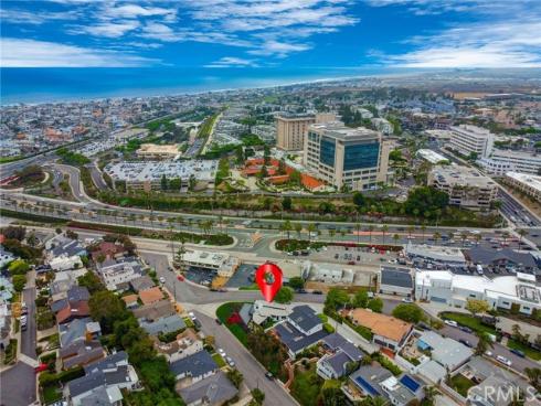 300  Holmwood   Drive, Newport Beach, CA