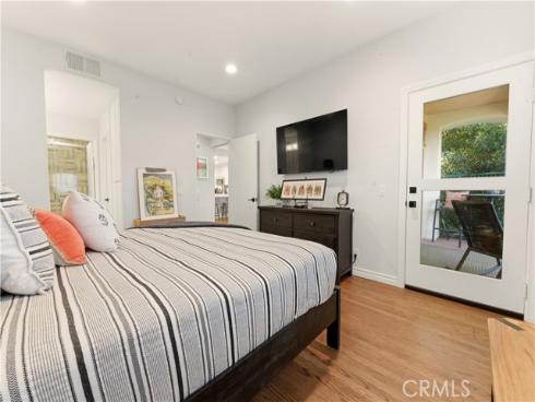 200  Villa Point  , Newport Beach, CA