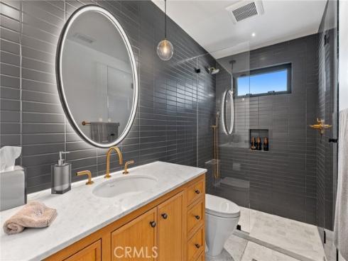 17  Muir Beach  , Newport Beach, CA