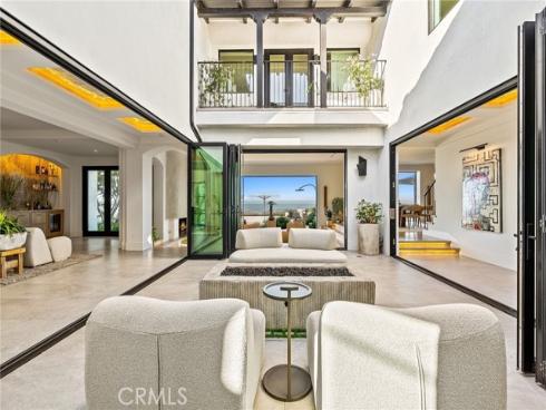 17  Muir Beach  , Newport Beach, CA