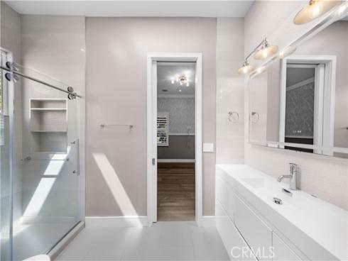 58  Victoria  , Newport Beach, CA