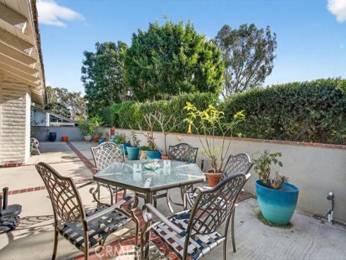 517  Gorgonia  , Newport Beach, CA