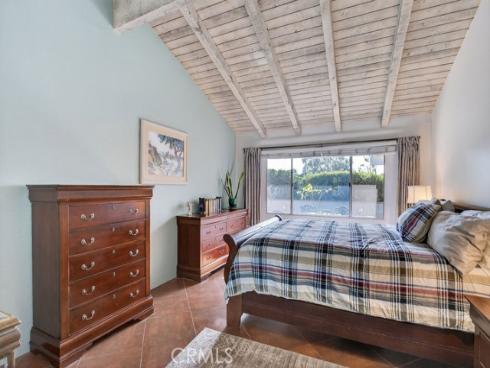 517  Gorgonia  , Newport Beach, CA