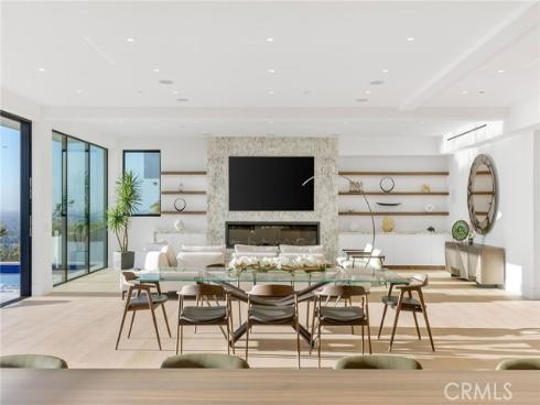 4  Geneve  , Newport Beach, CA